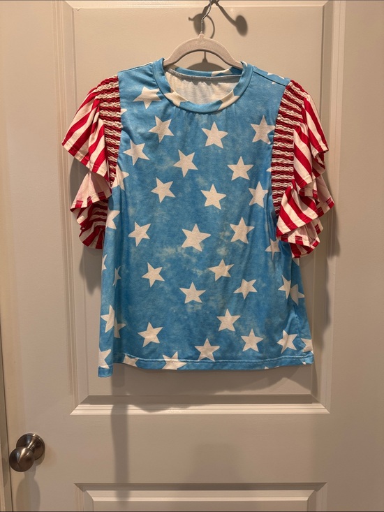 Tops - Blue Star & Red Stripe Ruffle Sleeve Top